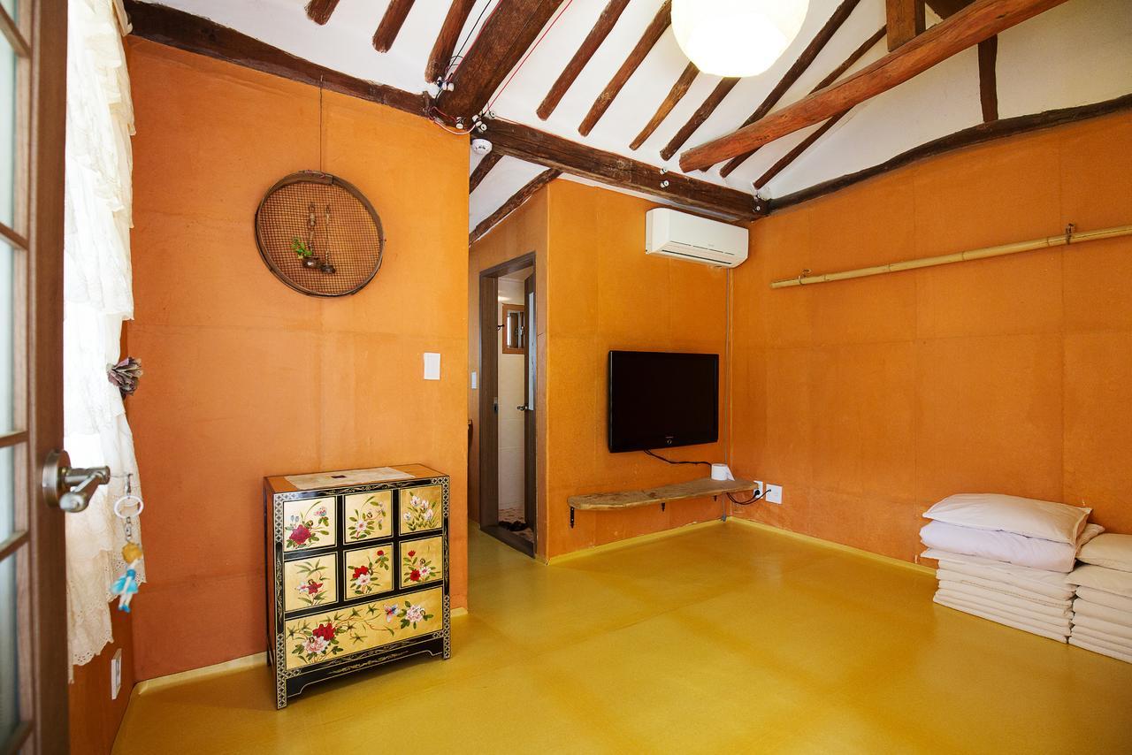 Sosohan Hanok Jeonju Buitenkant foto