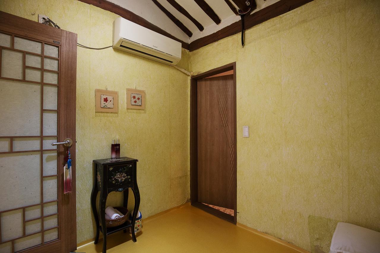 Sosohan Hanok Jeonju Buitenkant foto